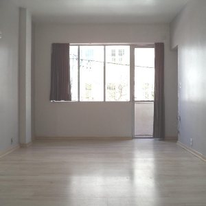 Sala com 160m², no bairro Centro em Caxias do Sul para Alugar