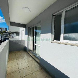 Apartamento com 52m², 1 dormitório, 1 vaga, no bairro Lourdes em Caxias do Sul para Alugar