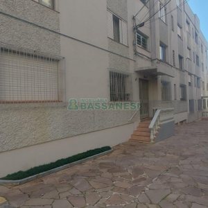 Apto Mobiliado com 77m², 2 dormitórios, 1 vaga, no bairro Rio Branco em Caxias do Sul para Alugar