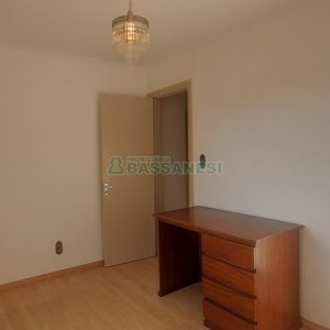 Apto Mobiliado com 77m², 2 dormitórios, 1 vaga, no bairro Rio Branco em Caxias do Sul para Alugar