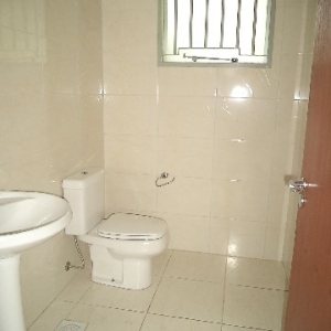 Loja com 354m², no bairro Bela Vista em Caxias do Sul para Alugar