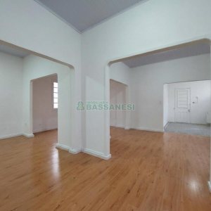 Loja com 150m², no bairro São Pelegrino em Caxias do Sul para Alugar