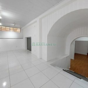 Loja com 150m², no bairro São Pelegrino em Caxias do Sul para Alugar
