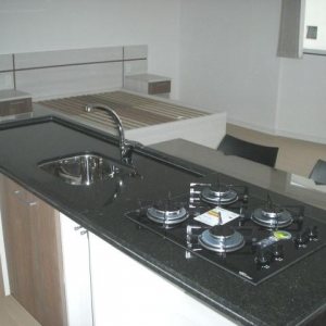 Kitinete Mobiliado com 44m², 1 dormitório, 1 vaga, no bairro Villagio Iguatemi em Caxias do Sul para Comprar