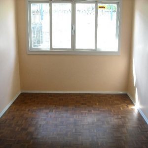 Casa com 150m², 3 dormitórios, 1 vaga, no bairro Rio Branco em Caxias do Sul para Alugar