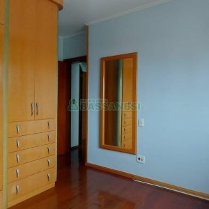 Apto Mobiliado com 140m², 3 dormitórios, 2 vagas, no bairro Lourdes em Caxias do Sul para Alugar