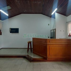 Apto Mobiliado com 140m², 3 dormitórios, 2 vagas, no bairro Lourdes em Caxias do Sul para Alugar