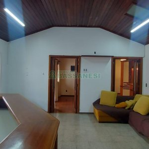 Apto Mobiliado com 140m², 3 dormitórios, 2 vagas, no bairro Lourdes em Caxias do Sul para Alugar