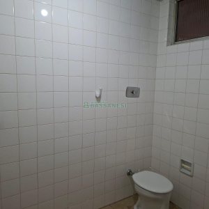 Sala com 19m², no bairro Centro em Caxias do Sul para Alugar