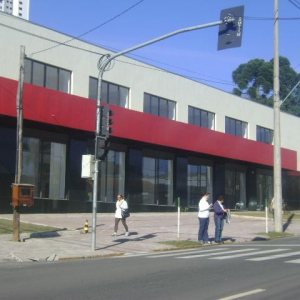 Loja com 149m², no bairro Pio X em Caxias do Sul para Alugar