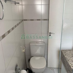 Apto Mobiliado com 34m², 1 dormitório, 1 vaga, no bairro São Pelegrino em Caxias do Sul para Alugar