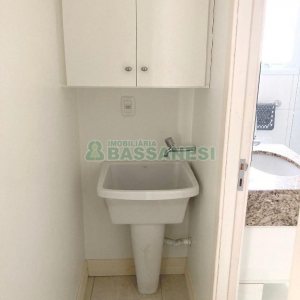 Apto Mobiliado com 34m², 1 dormitório, 1 vaga, no bairro São Pelegrino em Caxias do Sul para Alugar