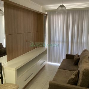 Apto Mobiliado com 34m², 1 dormitório, 1 vaga, no bairro São Pelegrino em Caxias do Sul para Alugar