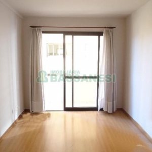 Apartamento com 50m², 1 dormitório, 1 vaga, no bairro Centro em Caxias do Sul para Alugar