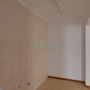 Apartamento com 50m², 1 dormitório, 1 vaga, no bairro Centro em Caxias do Sul para Alugar