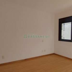 Apartamento com 50m², 1 dormitório, 1 vaga, no bairro Centro em Caxias do Sul para Alugar