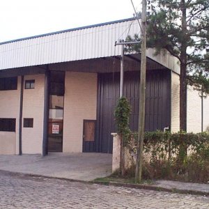 Pavilhão com 300m², no bairro São José em Caxias do Sul para Alugar