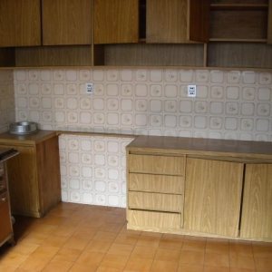 Casa Comercial com 302m², 4 dormitórios, no bairro Centro em Caxias do Sul para Comprar