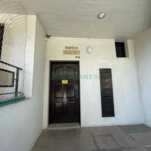 Apartamento com 74m², 2 dormitórios, 1 vaga, no bairro Madureira em Caxias do Sul para Comprar