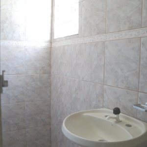 Casa com 157m², 3 dormitórios, 3 vagas, no bairro Santa Catarina em Caxias do Sul para Comprar