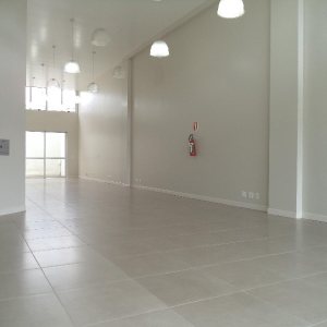 Loja com 90m², no bairro Santa Catarina em Caxias do Sul para Alugar