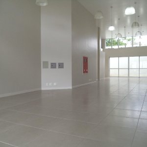 Loja com 90m², no bairro Santa Catarina em Caxias do Sul para Alugar