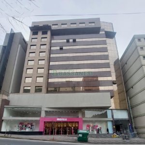 Sala com 80m², no bairro Centro em Caxias do Sul para Alugar
