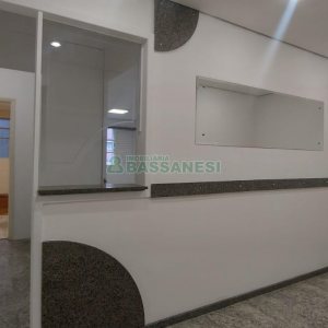 Sala com 50m², no bairro Centro em Caxias do Sul para Alugar