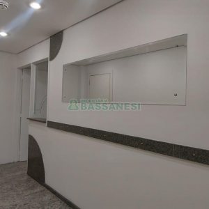 Sala com 50m², no bairro Centro em Caxias do Sul para Alugar