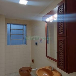 Sala com 50m², no bairro Centro em Caxias do Sul para Alugar