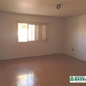 Casa com 180m², 3 dormitórios, 2 vagas, no bairro Desvio Rizzo em Caxias do Sul para Comprar
