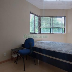 Apto Mobiliado com 44m², 1 dormitório, 1 vaga, no bairro Centro em Caxias do Sul para Alugar