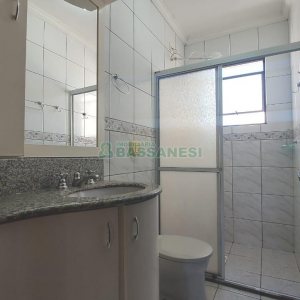 Apto Mobiliado com 44m², 1 dormitório, 1 vaga, no bairro Centro em Caxias do Sul para Alugar