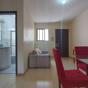 Apto Mobiliado com 44m², 1 dormitório, 1 vaga, no bairro Centro em Caxias do Sul para Alugar