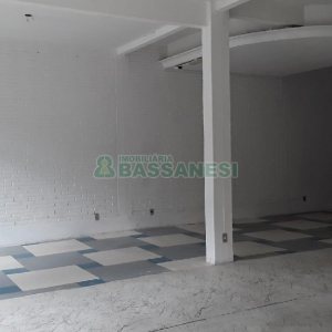Predio com 539m², 4 vagas, no bairro Centro em Caxias do Sul para Comprar