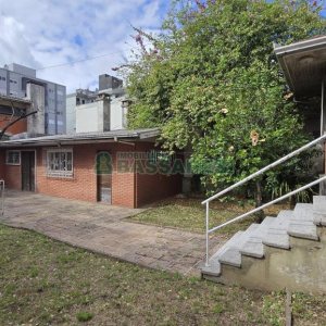 Predio com 539m², 4 vagas, no bairro Centro em Caxias do Sul para Comprar