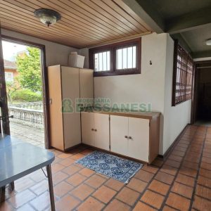 Predio com 539m², 4 vagas, no bairro Centro em Caxias do Sul para Comprar