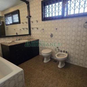 Predio com 539m², 4 vagas, no bairro Centro em Caxias do Sul para Comprar