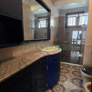 Predio com 539m², 4 vagas, no bairro Centro em Caxias do Sul para Comprar