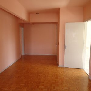 Apartamento com 70m², 2 dormitórios, no bairro São Pelegrino em Caxias do Sul para Alugar