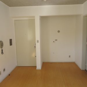 Kitinete com 40m², 1 dormitório, no bairro Centro em Caxias do Sul para Alugar