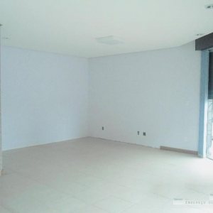 Loja com 65m², no bairro Rio Branco em Caxias do Sul para Alugar