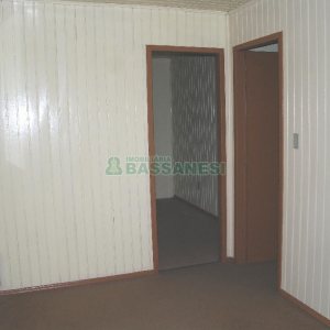 Casa com 50m², 1 dormitório, no bairro Centro em Caxias do Sul para Alugar