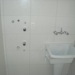 Kitinete com 51m², 1 dormitório, no bairro Centro em Caxias do Sul para Comprar