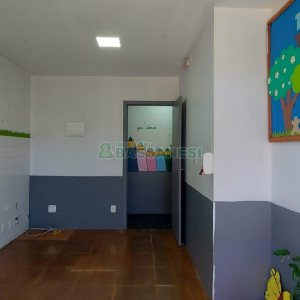 Loja com 150m², no bairro Medianeira em Caxias do Sul para Alugar