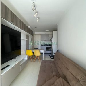 Apto Mobiliado com 34m², 1 dormitório, 1 vaga, no bairro São Pelegrino em Caxias do Sul para Comprar