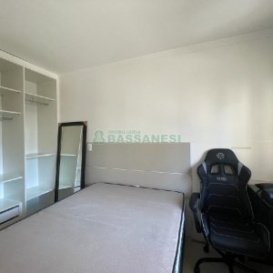 Apto Mobiliado com 34m², 1 dormitório, 1 vaga, no bairro São Pelegrino em Caxias do Sul para Comprar