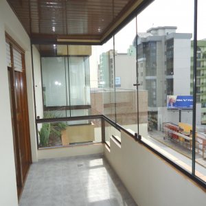 Apartamento com 79m², 2 dormitórios, 1 vaga, no bairro Centro em Caxias do Sul para Alugar