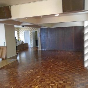 Casa Comercial com 280m², 3 dormitórios, no bairro Centro em Caxias do Sul para Alugar