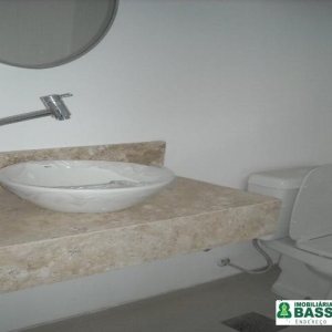 Sala com 80m², 1 vaga, no bairro Centro em Caxias do Sul para Alugar